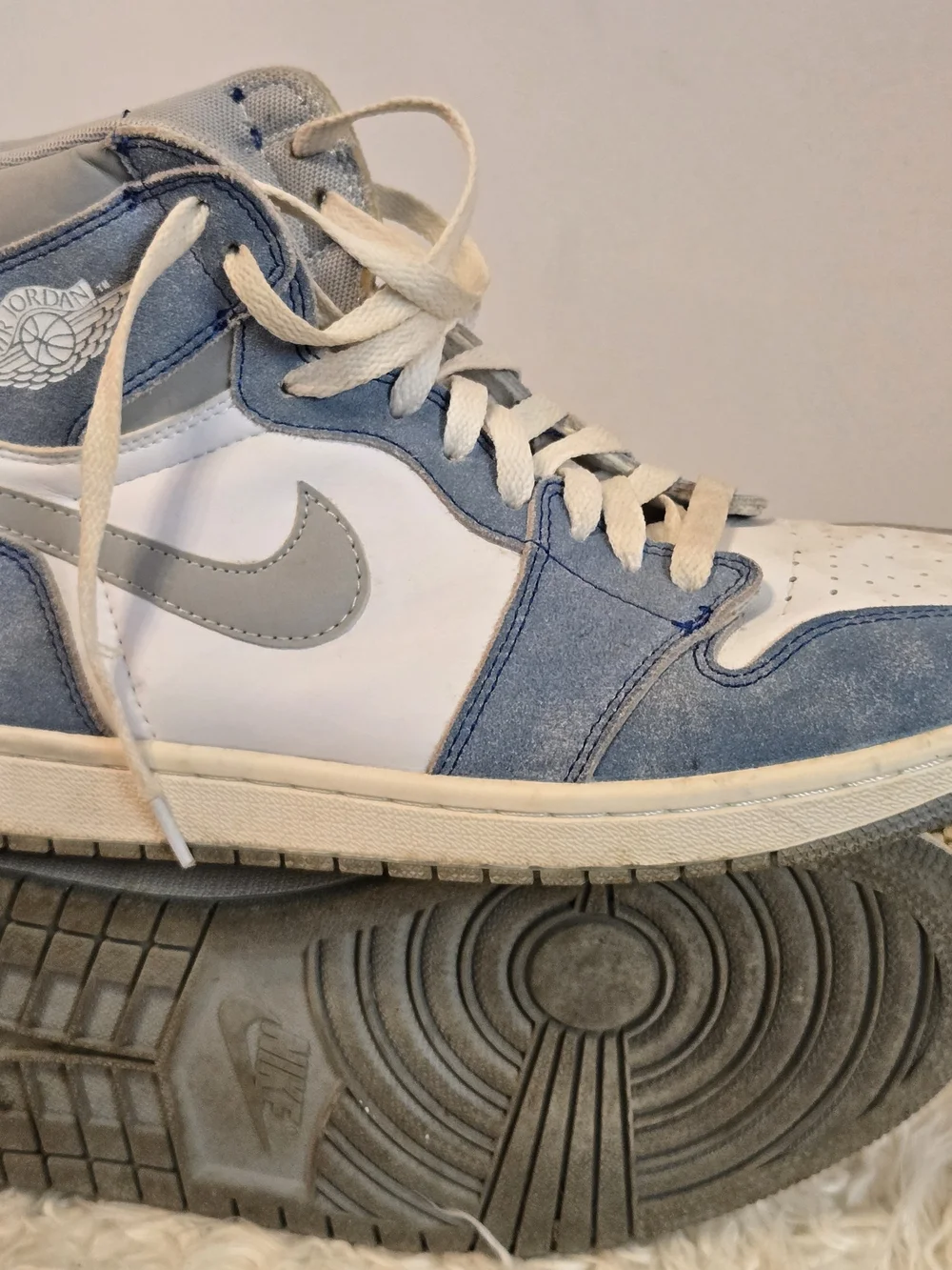 Nike high top